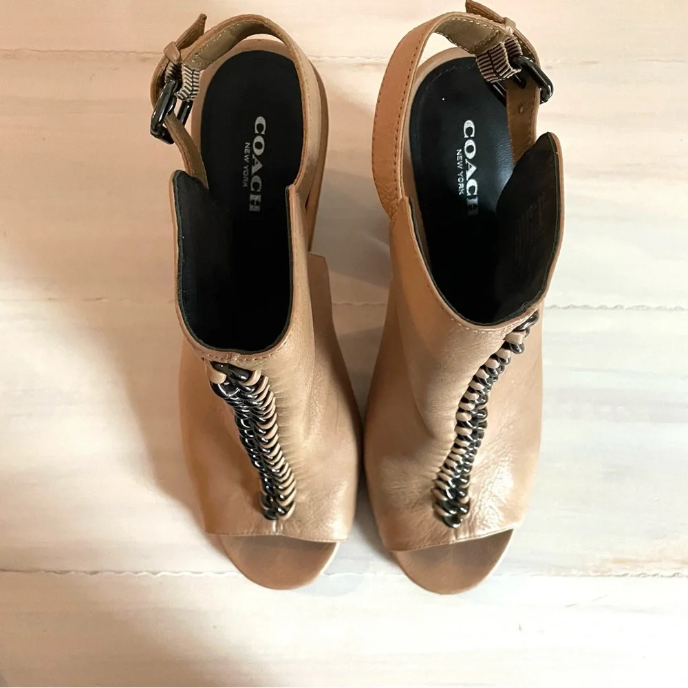 Coach Sandford Saddle Leather Peep Toe Heeled Anke Bootie Cream Beige Size 9.5